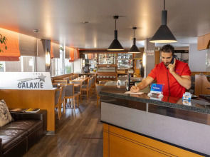 The Originals City, Hôtel Galaxie, Nice Aéroport