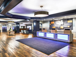 Holiday Inn Express Nashville Downtown - Broadway by IHG
