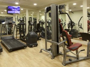 Отель Sevilla Center