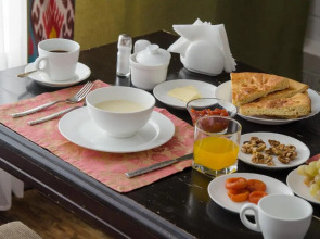 Отель Jipek Joli