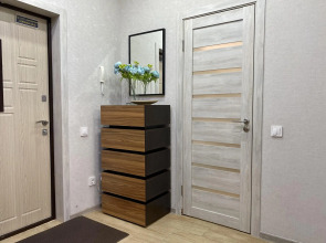 Compass (Компасс) на улице Дмитрия Менделеева