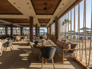 Adams Beach Hotel & Spa