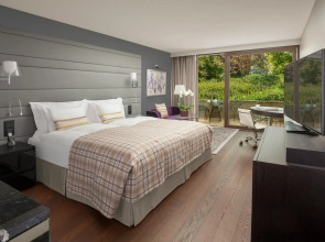 Royal Savoy Hotel & Spa