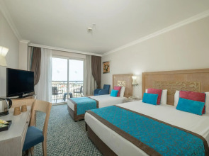 Crystal Family Resort & Spa – All Inclusive