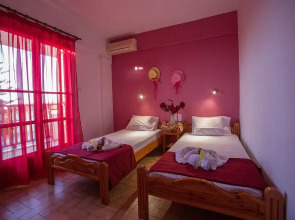 Ceratonia Apartments