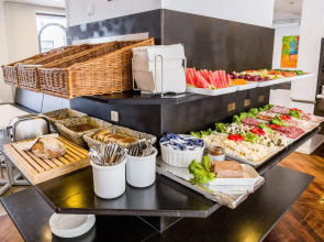 Good Morning + Copenhagen Star Hotel