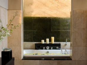 Курорт Kamandalu Ubud