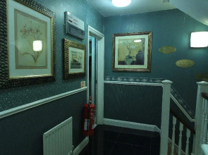 Opulence Boutique Hotel