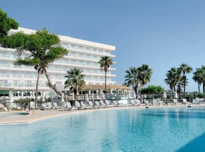 Playa Esperanza Resort