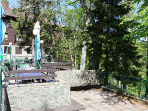 Hotel Tomislavov Dom