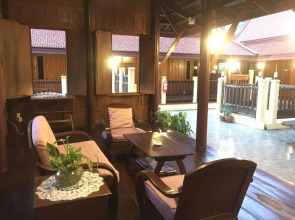 Luang Chumni Village