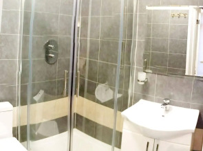 Plaza Hotel Hammersmith