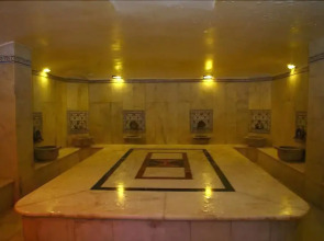 Grand Lukullus Hotel