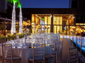 Tango Arjaan by Rotana Hotel