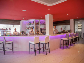 Royal Sunset Beach Club