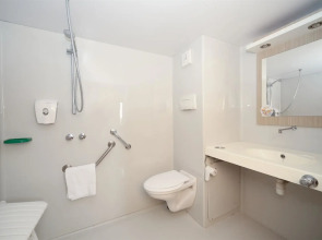 Premiere Classe Toulouse Ouest - Blagnac Aeroport