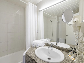 Azuline Hotel Bahamas y Bahamas II