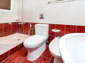 OYO 120 Concord International Hotel