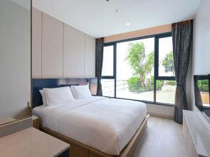 S. Sriracha Hotel and Residence