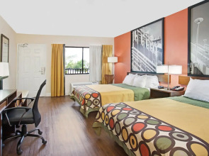 Super 8 by Wyndham Orlando International Drive