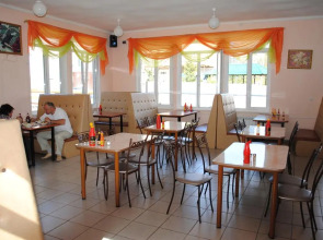 Отель Наран