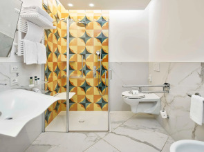 De Bonart Naples, Curio Collection by Hilton