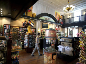 Disney Hotel Cheyenne