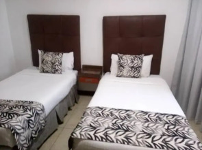 Hotel Miramar Suites