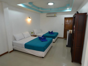 Sangthian Beach Resort