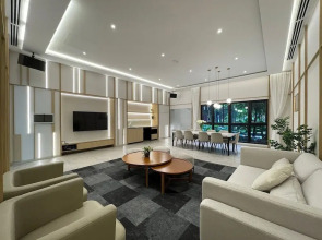 Agile Residence TRX by Isabella