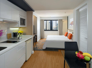 Отель PARKROYAL Suites Bangkok