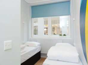 Via Limehouse - Hostel