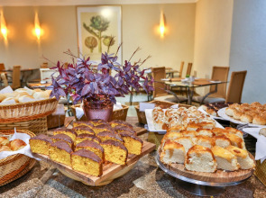 Transamerica Prime International Plaza