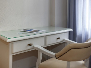 Hotel AACR Monteolivos