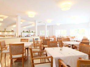 Azuline Hotel Palmanova Garden