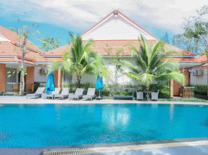 Sea Breeze Hotel & Villa