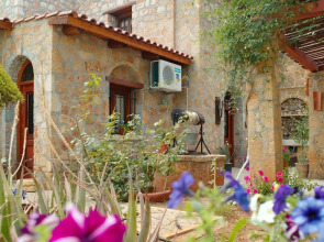 Camelot Royal Beds by Estia