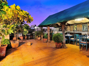 Jyoti Mahal A Royal Heritage Hotel - 5 Mins from New Delhi Railway station & 2Mins From Metro