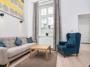 Venetian House Market Square Aparthotel