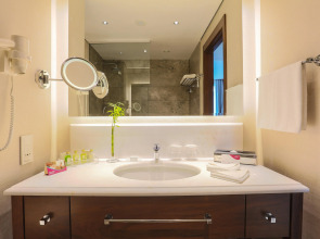 Crowne Plaza Istanbul - Oryapark by IHG