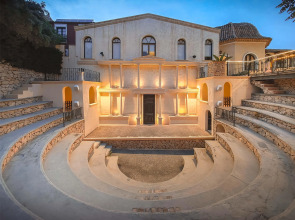 Occidental Pueblo Acantilado