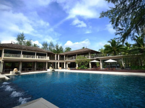 Grand Southsea Khaolak Beach Resort