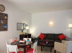 MarisMare Apartments