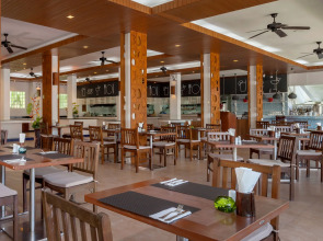 Kamala Beach Resort, A Sunprime Resort - Adults Only