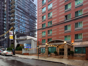Best Western Queens Court Hotel