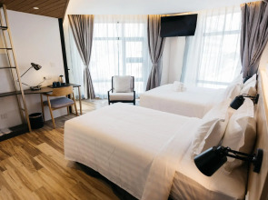 Santa Grand Hotel Central Market