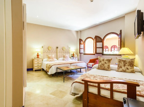 Hotel Patio de la Alameda