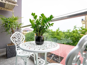 The Square Kampot Hotel