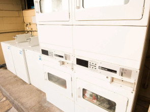 Waikiki Beachside Hostel