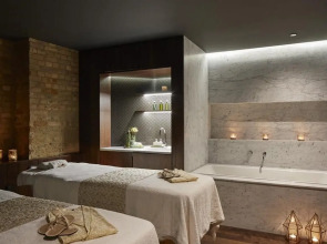 St. James' Court, A Taj Hotel, London